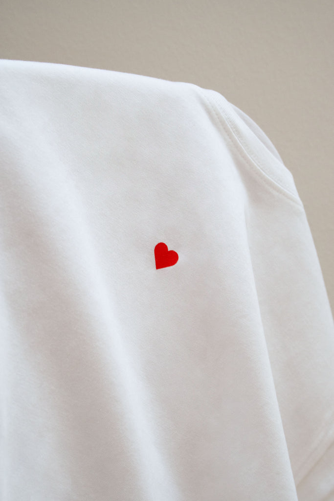JUKSEREI HEART T-SHIRT Cyber Monday