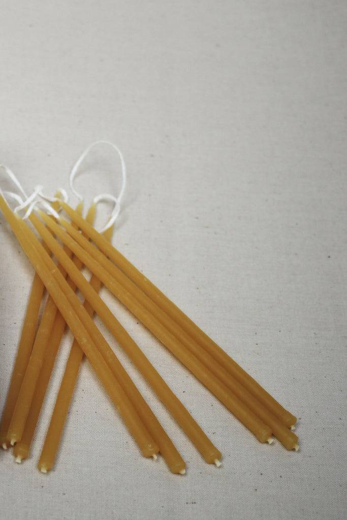 JUKSEREI BISTAD · BEESWAX BIRTHDAY CANDLES 10PAX Osterangebot