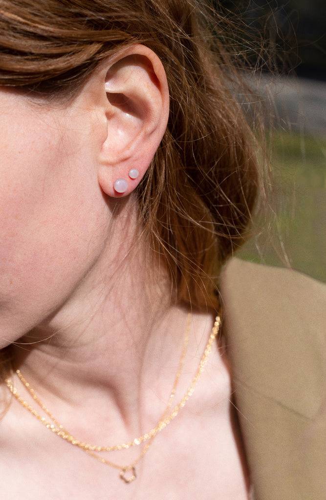 JUKSEREI DAWN EAR STUDS MINI Discount Store für neue Produkte