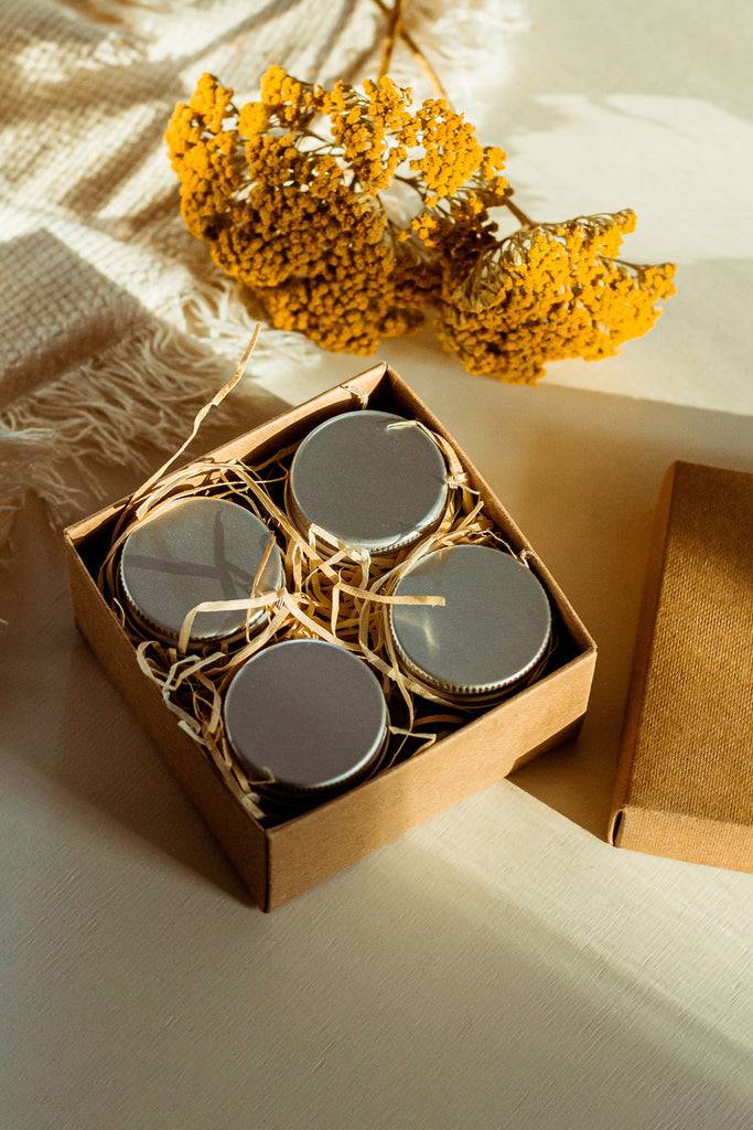 JUKSEREI LIMA · PETITE SCENTED CANDLE BOX Exklusive Angebote