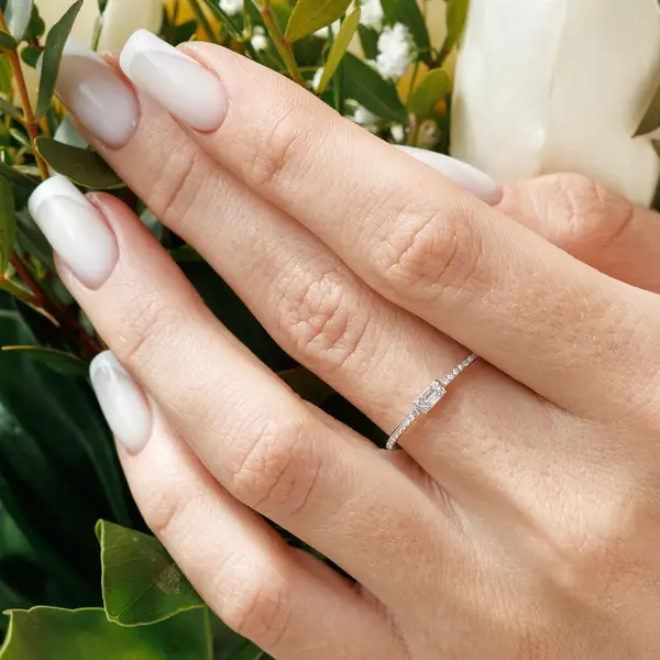 Leaf Jewelry Ring mit Diamanten, Tiny Baguette, 14K Rosegold Lagerräumung