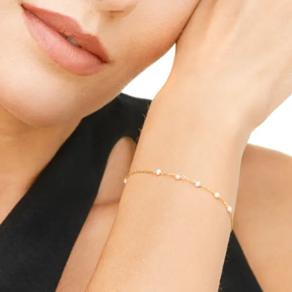 Leaf Jewelry Armkette White Pearls, 14 K Gelbgold Im Verkauf