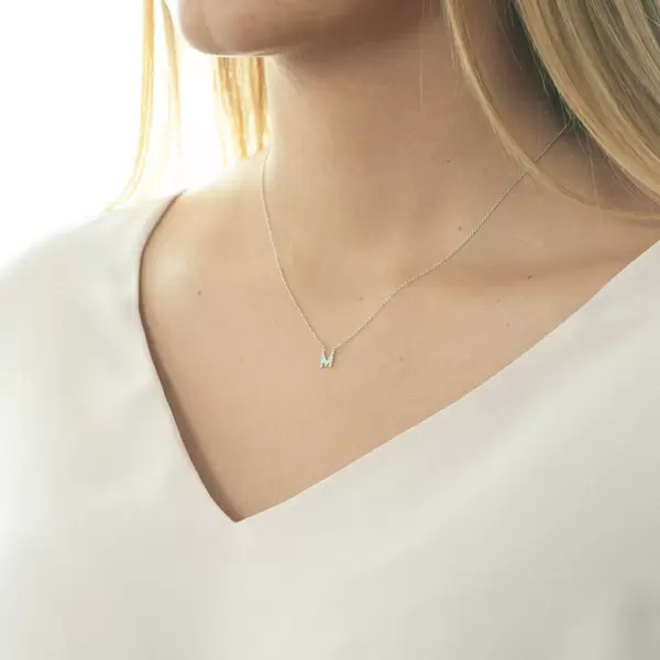 Leaf Jewelry Halskette Letter "M", 14 K Weißgold mit Diamanten Letzte 3 Tage