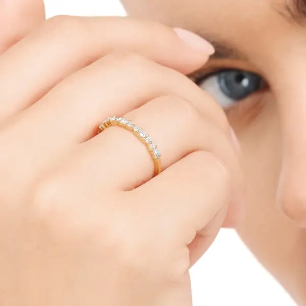 Leaf Jewelry Ring mit Baguette Diamanten, 14K Gelbgold Kostenlose Rückgabe