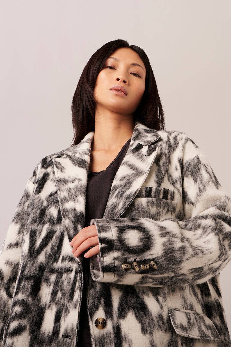 Liv Bergen Jacke Come in black/white Zeitlich begrenztes Angebot