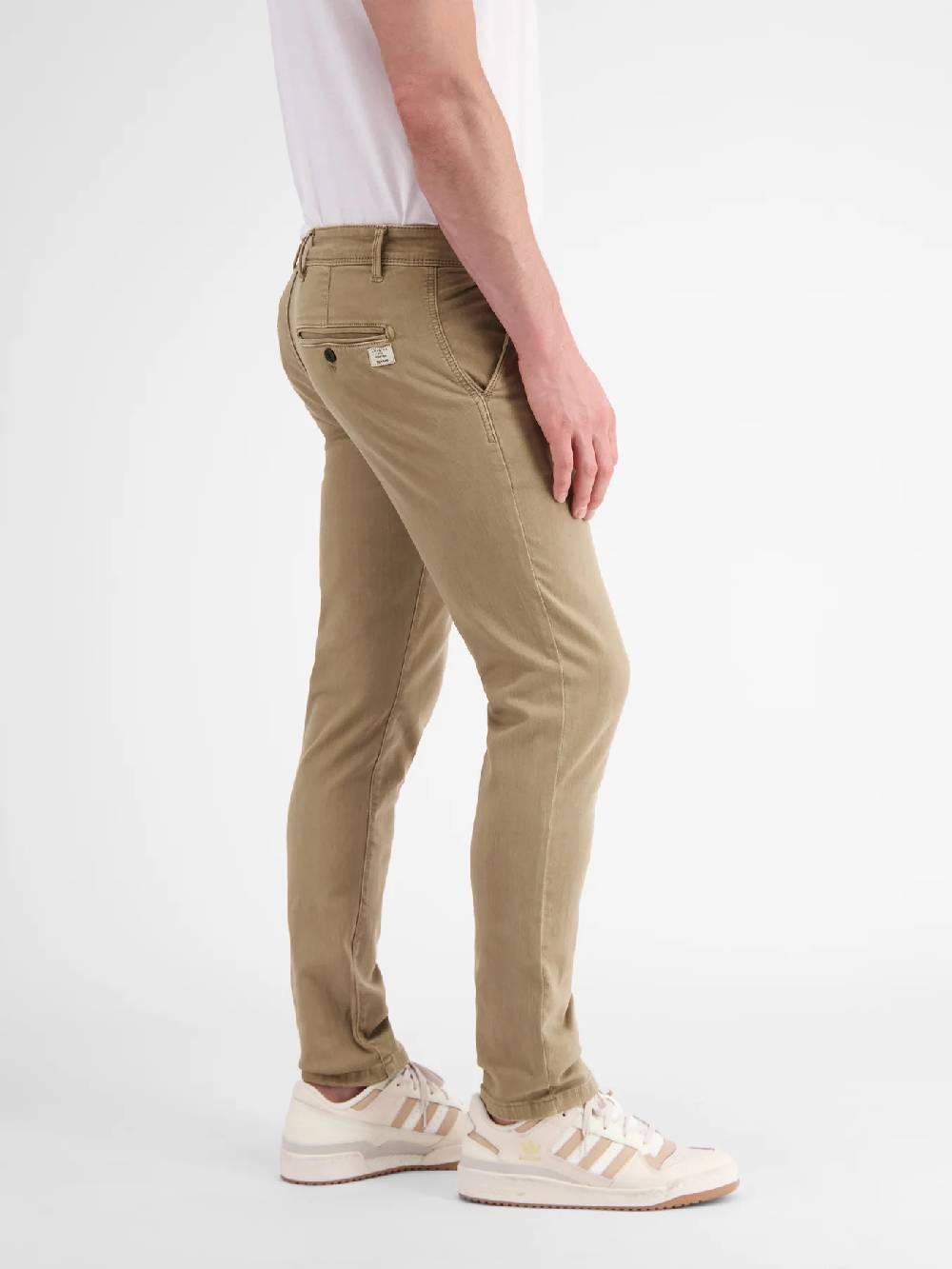 Lerros 23D9114 CHINO IN HYPERFLEX STRETCHKWALITEIT (730 SOFT BEIGE) im Angebot
