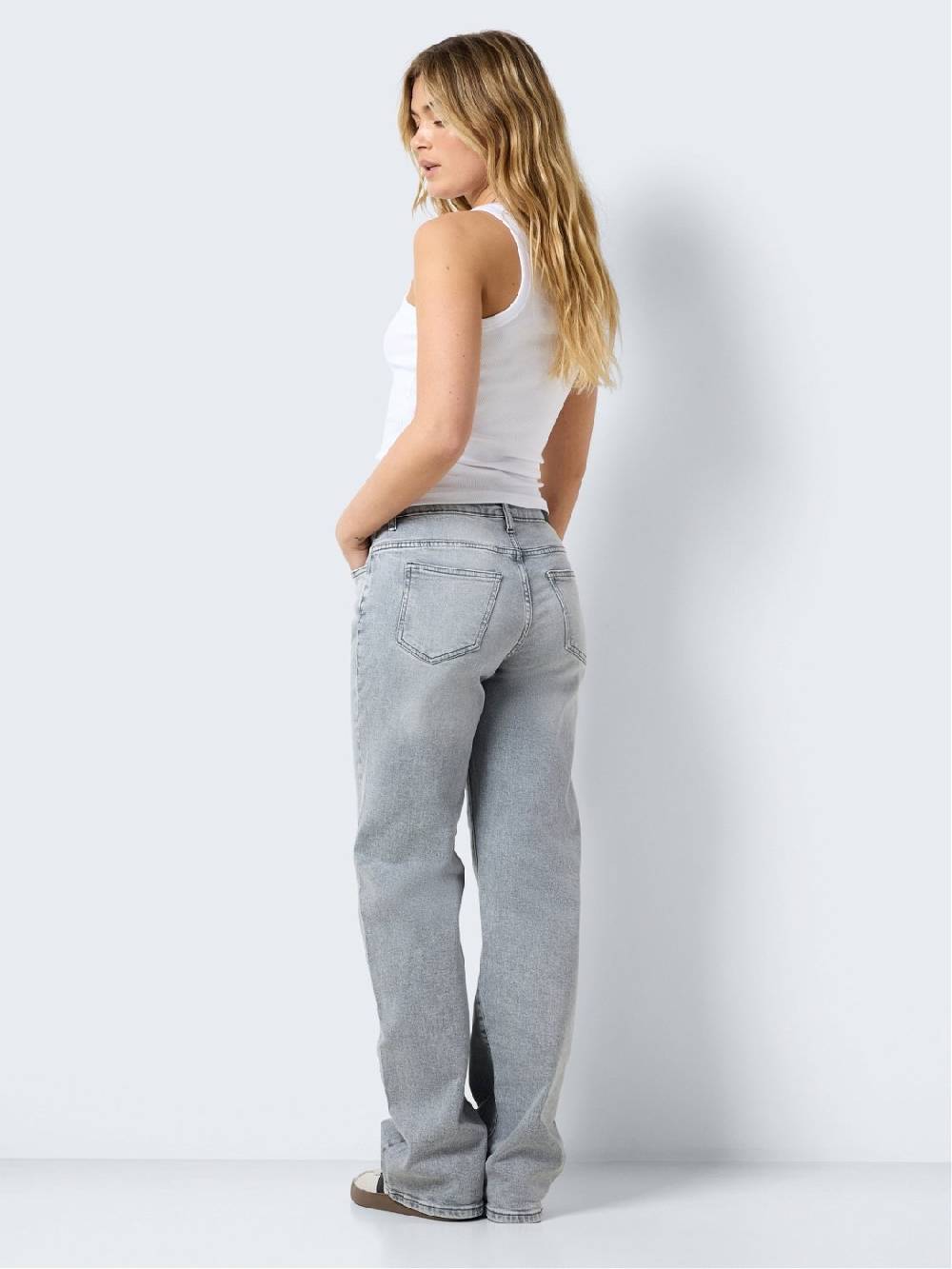 NOISY MAY NMYOLANDA NM WIDE JEANS NOOS (Light Grey Denim) Kostenloser Versand international