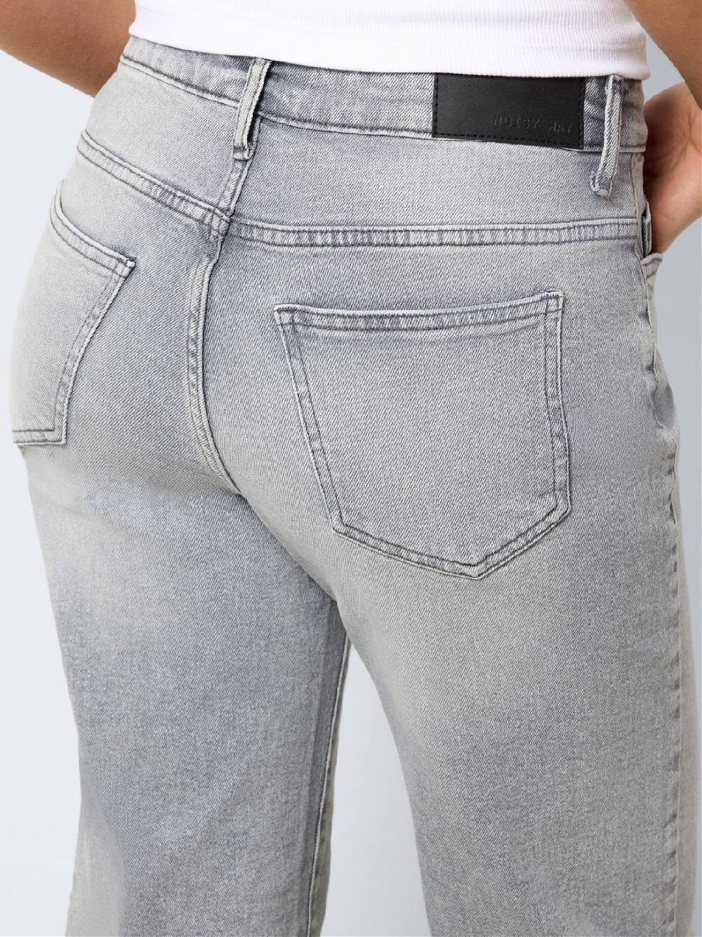 NOISY MAY NMYOLANDA NM WIDE JEANS NOOS (Light Grey Denim) Kostenloser Versand international