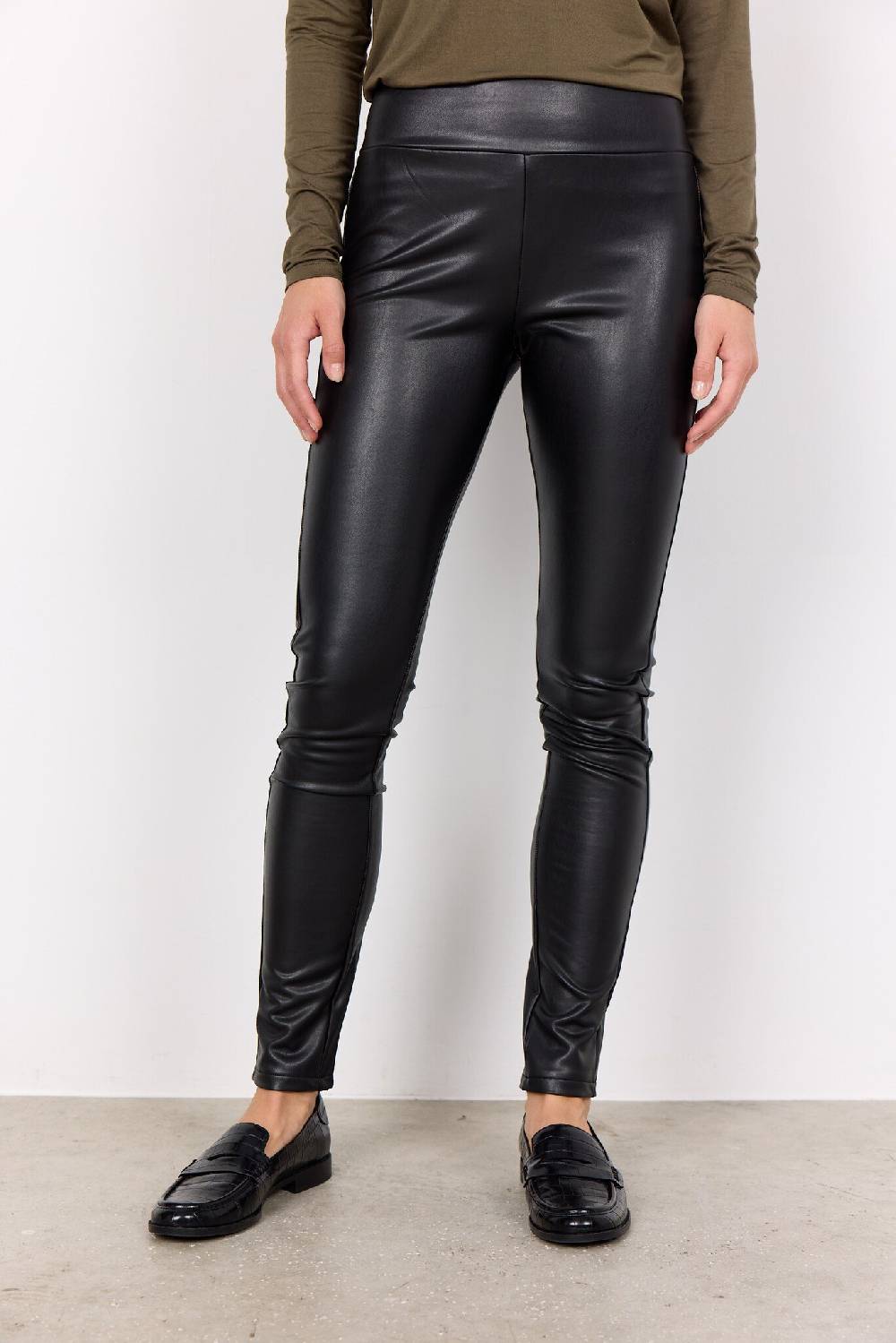 Soya Concept SC-HAIDA 2 (9999 Black) Online
