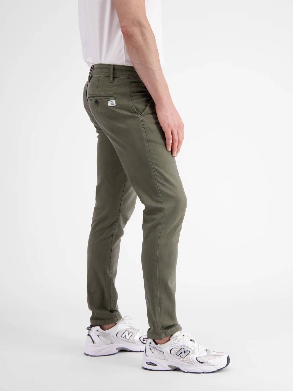 Lerros 2009114 CHINO VAN ZACHTE HYPERFLEX STRETCHKWALITEIT (659 AGED OLIVE) Räumungsverkauf