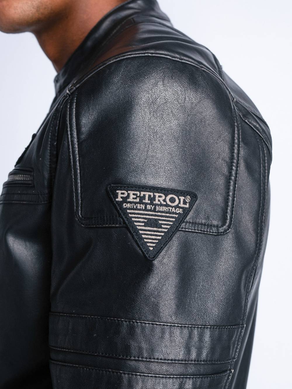 Petrol M-1040-JAC105 (9108 ANTHRA) Vierteljährliche Förderung