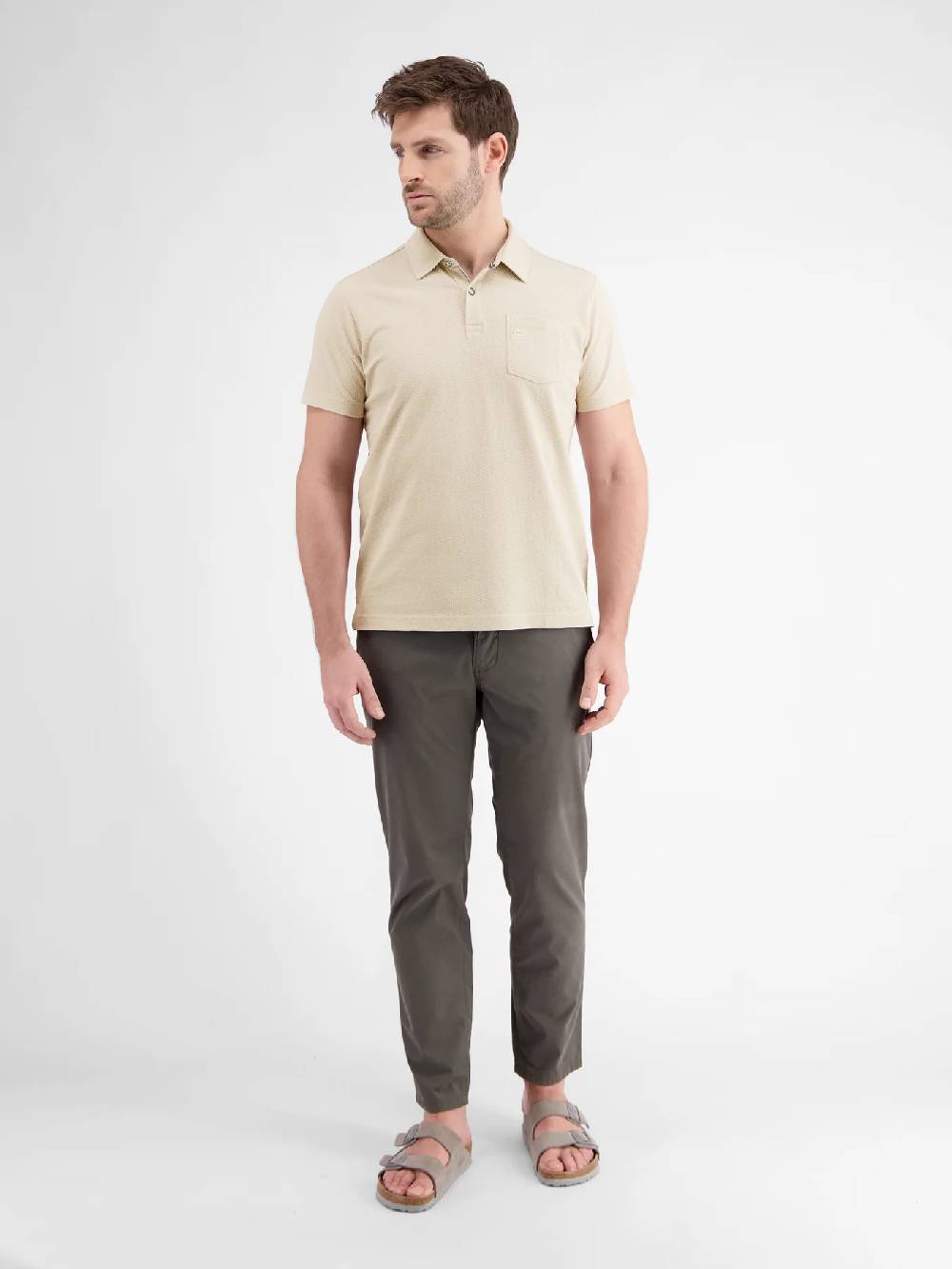 Lerros 2443204 POLOSHIRT IN SPORTIEVE WAFELPIQUÉKWALITEIT (705 LIGHT DUNE BEIGE) im Angebot