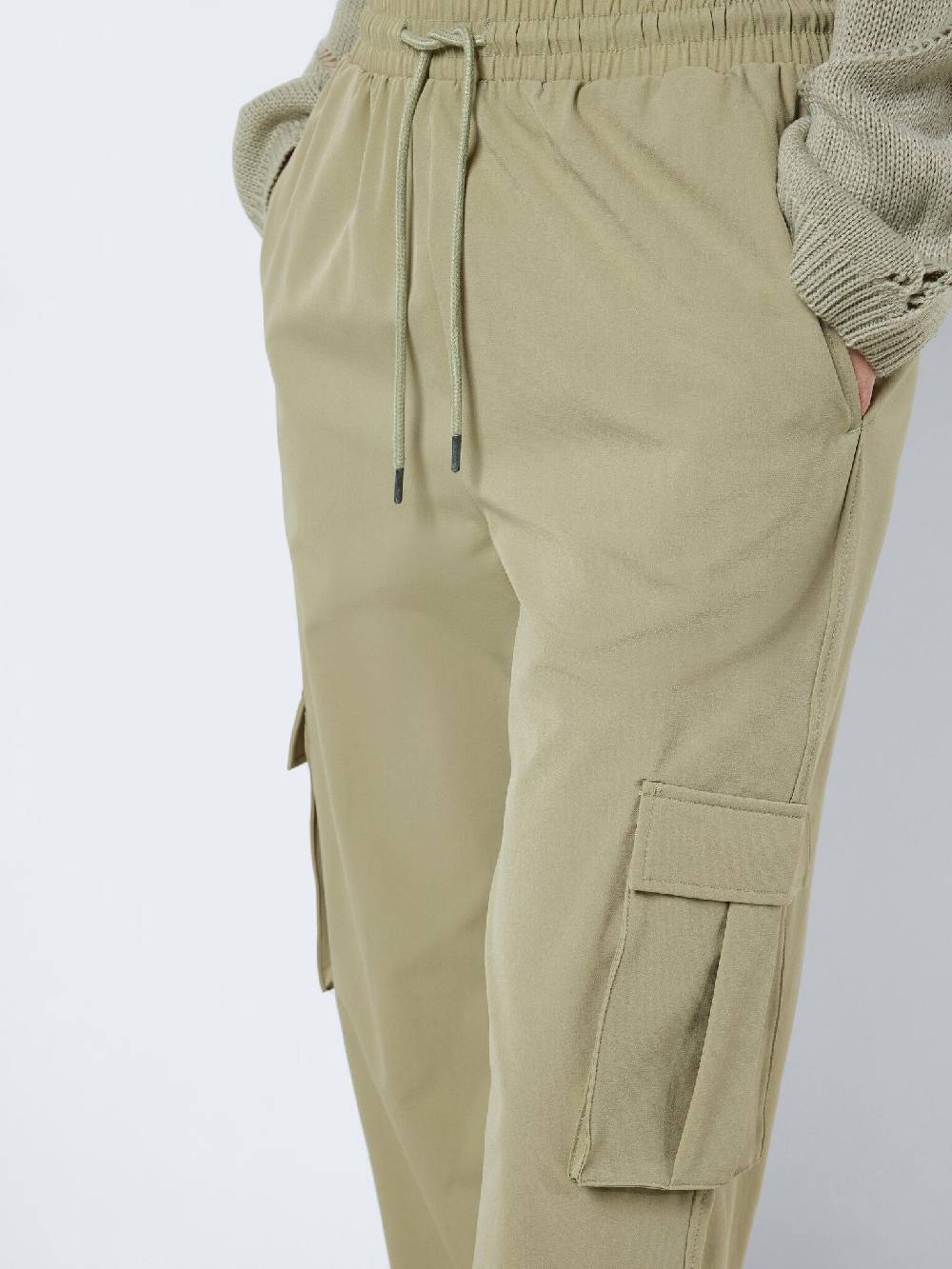 NOISY MAY KIRBY HW Cargo Pants (Sage) im Angebot