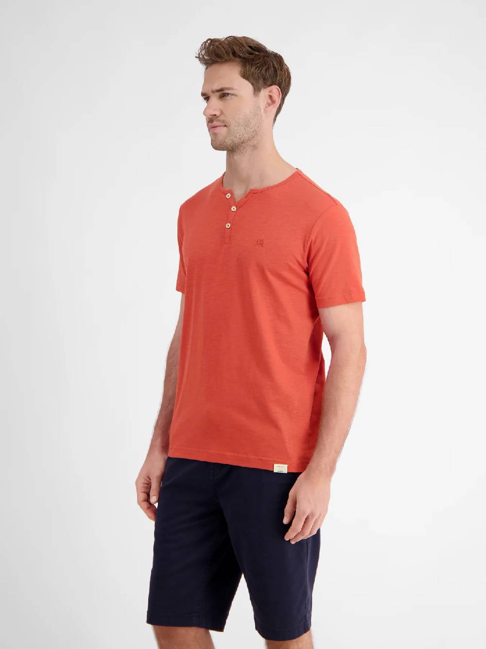 Lerros 2433908 BASIS HENLEY-SHIRT (327 DEEP CORAL RED) Riesige Ersparnisse