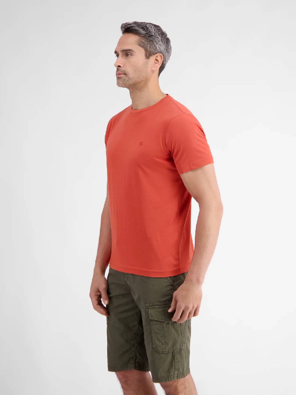 Lerros 2423000 EFFEN BASIC T-SHIRT LOGOSTEEK (327 DEEP CORAL RED) Exklusivangebot