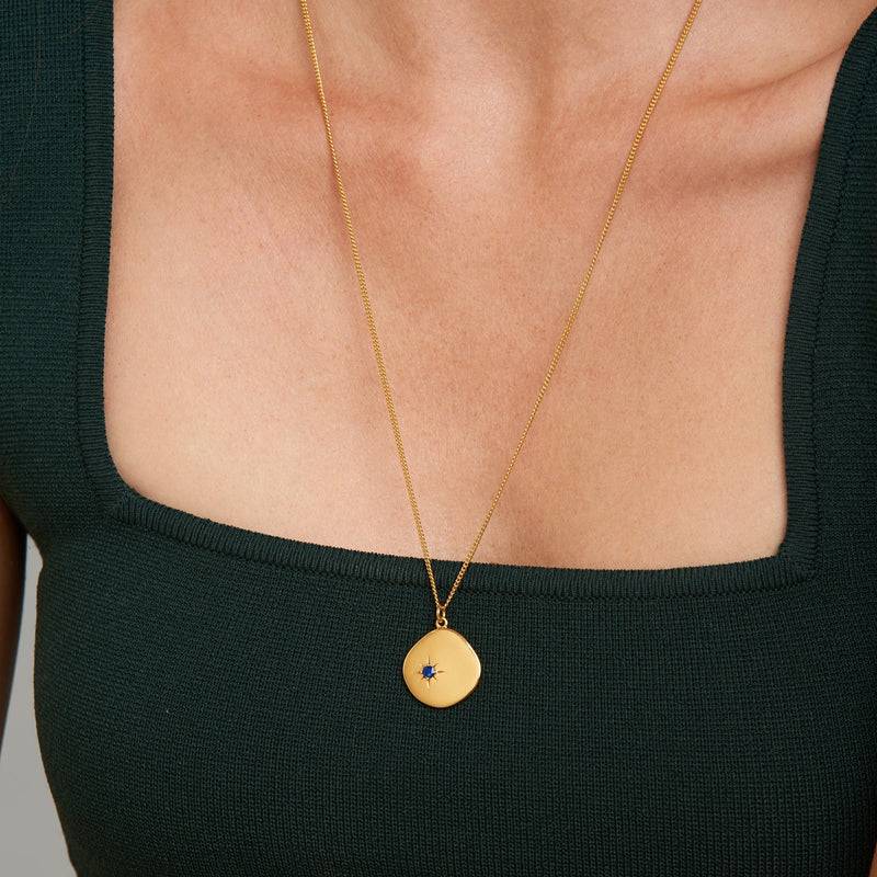 Mosuo Jewellery Geburtsstein Halskette September - Vermeil & Lapis Lazuli Kostenloser Versand