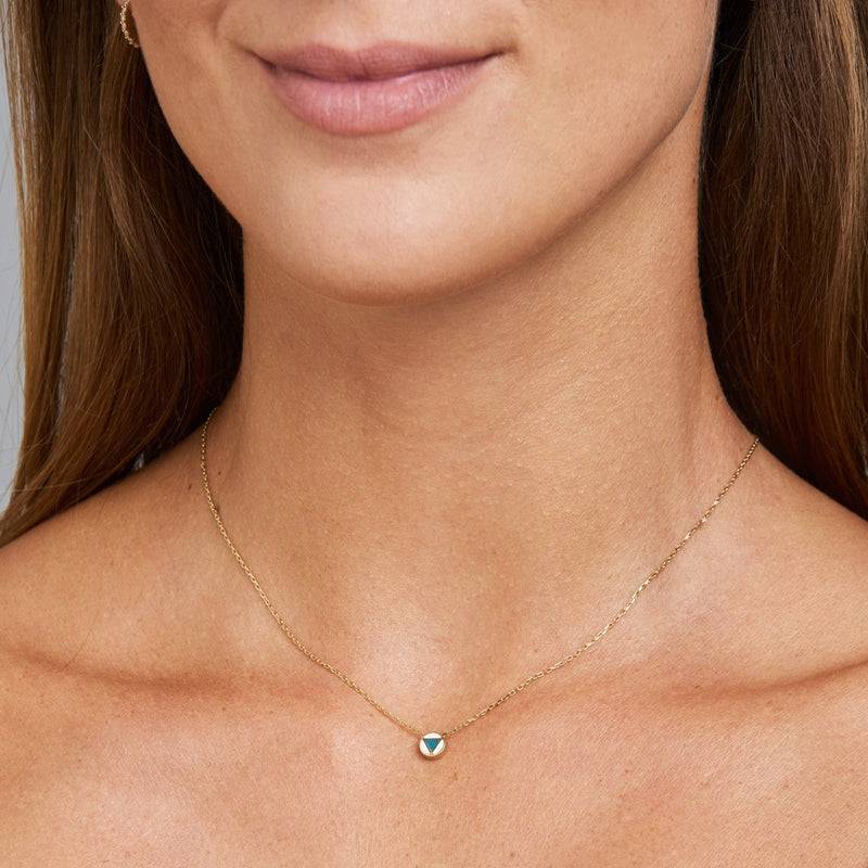 Mosuo Jewellery Emaille Dreieck Halskette 50% Rabatt mit kostenlosem Versand