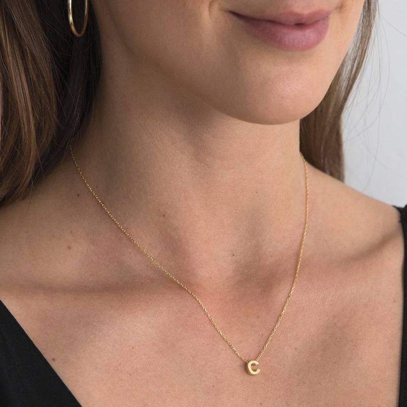 Mosuo Jewellery Diamant Buchstaben Halskette “C” - Vermeil Fabrikladen