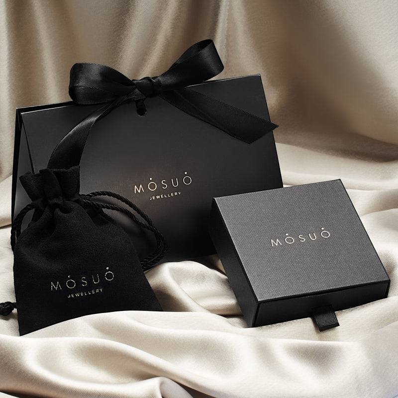Mosuo Jewellery Diamant Buchstaben Halskette “I” - Vermeil 50% Rabatt für begrenzte Zeit