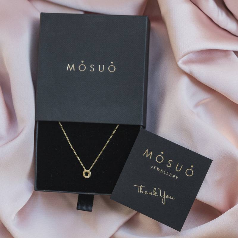Mosuo Jewellery Diamant Buchstaben Halskette “O” - Vermeil Verkauf