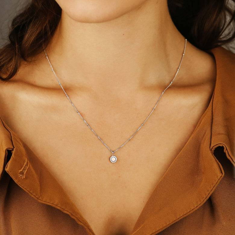 Nana Kay Shiny Circles Collier Gleam Nur für heute