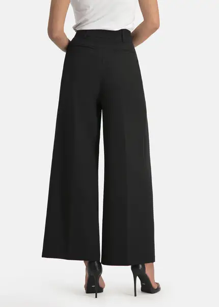 Nicowa Plain pleated trousers - RONICA in BLACKarticle number NC7A12038019E-002 Muttertagsangebot