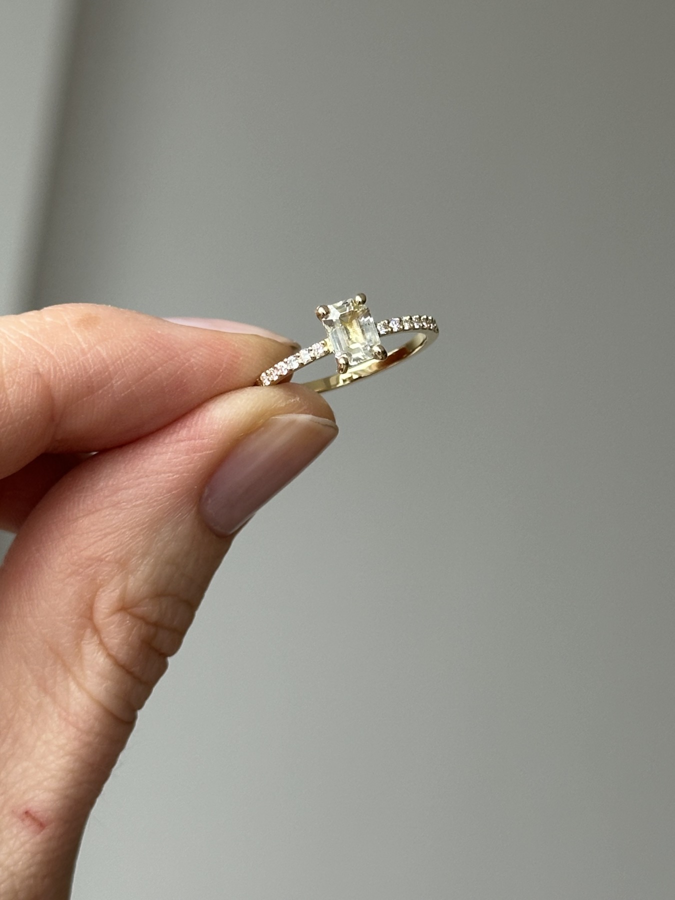 Nina Kastens Yellow Sapphire Diamond Ring Letzter Tag