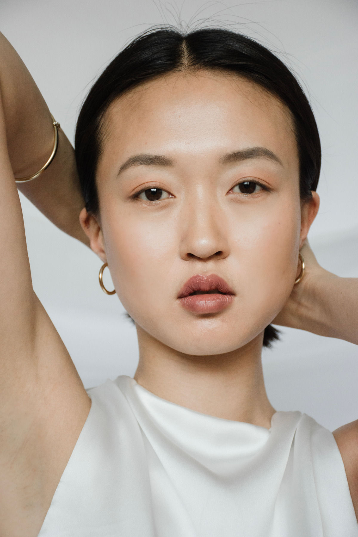 Nina Kastens Essential Gold Hoops Muttertagsangebot
