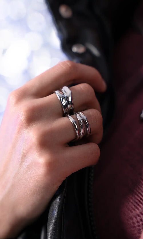 Paul Valentine Molten Triple Ring Auslauf