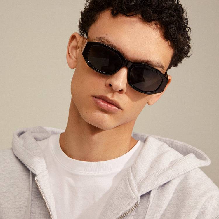 Pilgrim ZAYN Recycelte Sonnenbrille Schwarz/Gold Rabatt