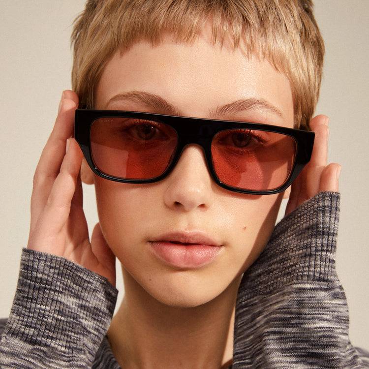 Pilgrim ENIEL Recycelte Sonnenbrille Schwarz/Gold Black Friday