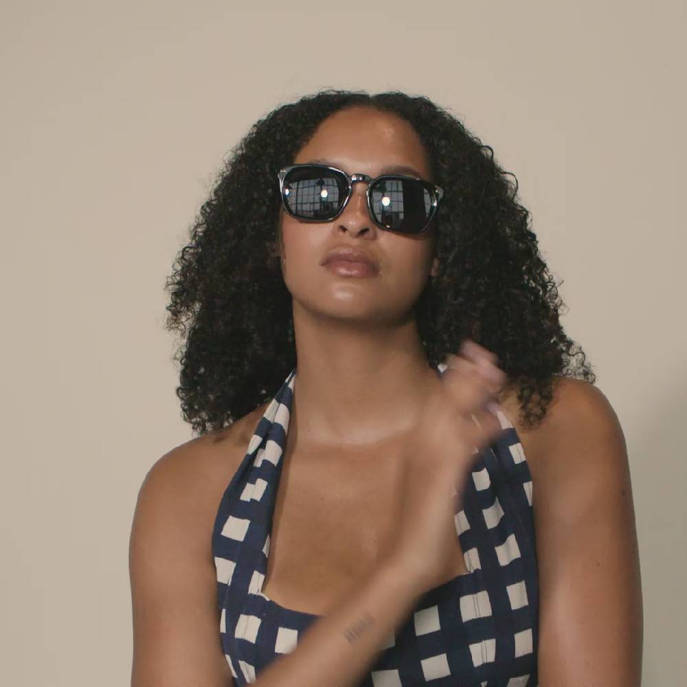 Pilgrim ELETTRA recycelte ikonische Retro-Sonnenbrille schwarz Meist gekauft