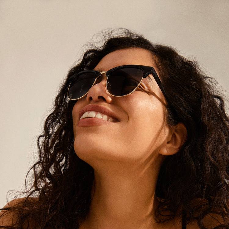 Pilgrim CHARLIE Sonnenbrille Schwarz/Gold Tägliche Deals