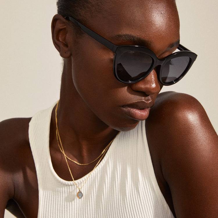 Pilgrim MARLENE recycelte Cat-Eye-Sonnenbrille schwarz Super Sparpreis