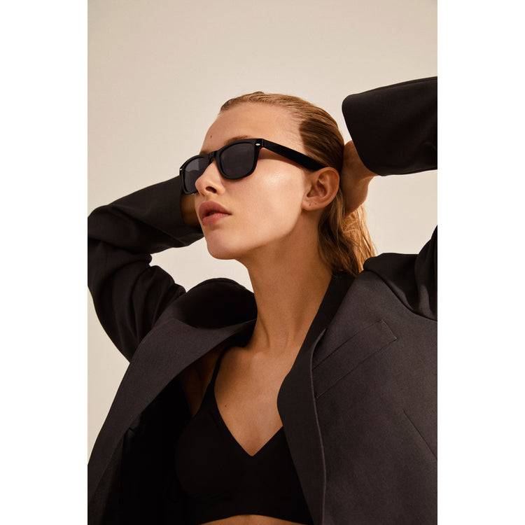 Pilgrim REESE Sonnenbrille im Retro-Stil schwarz Kostenlose Rückgabe