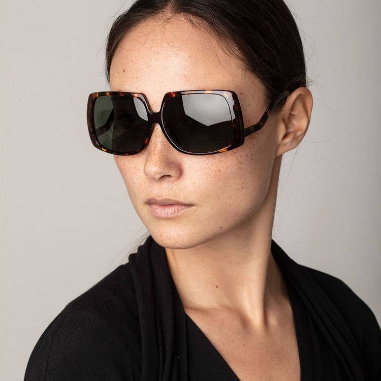 Pilgrim ELLEN oversized Retro-Sonnenbrille, Schildpatt Bis zu 65% Rabatt