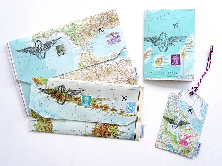 Renna Deluxe Atlas Impfpass Hülle aus Landkarten Nur noch ein Tag übrig
