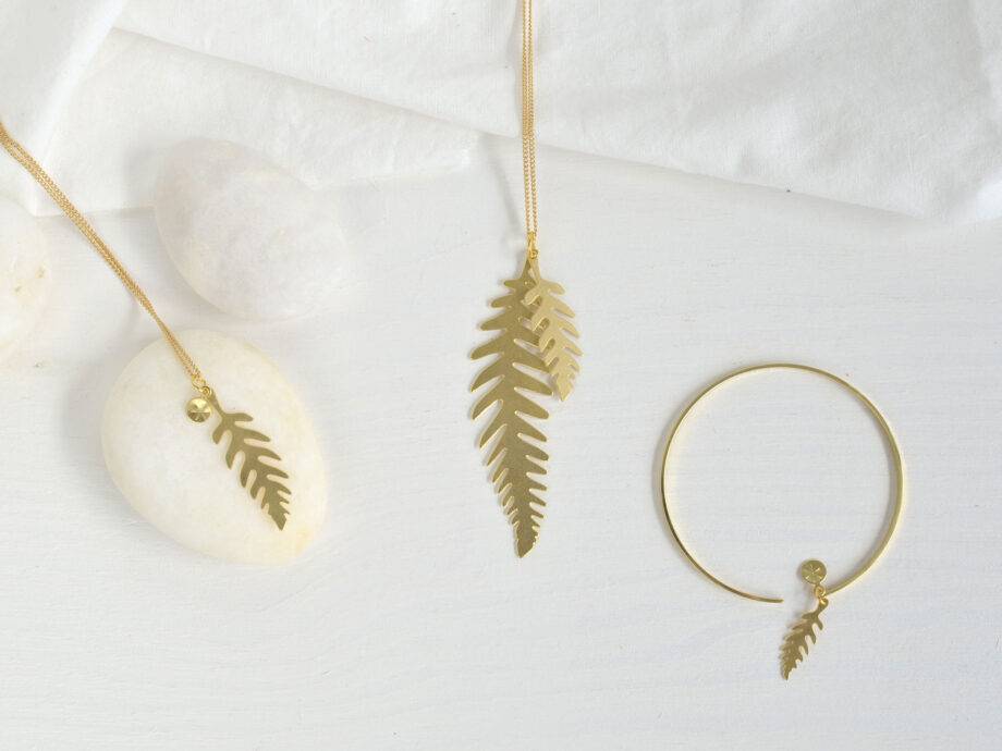 Renna Deluxe Lange goldene Kette mit Farn Fabrikverkauf