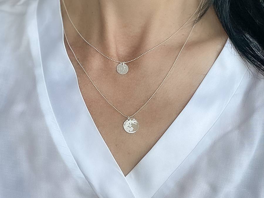 Renna Deluxe MOND Kette Gold – beidseitiges Motiv Neueste Mode