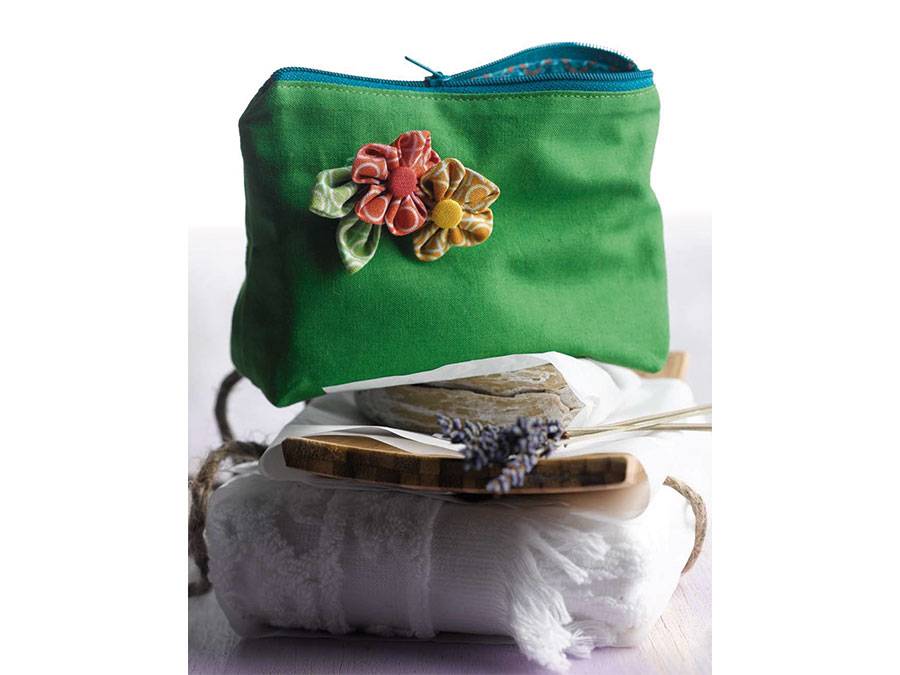 Renna Deluxe KANZASHI – Japanischer Haarschmuck und andere Kleinigkeiten aus Stoff, Kreativbuch Tägliche Deals