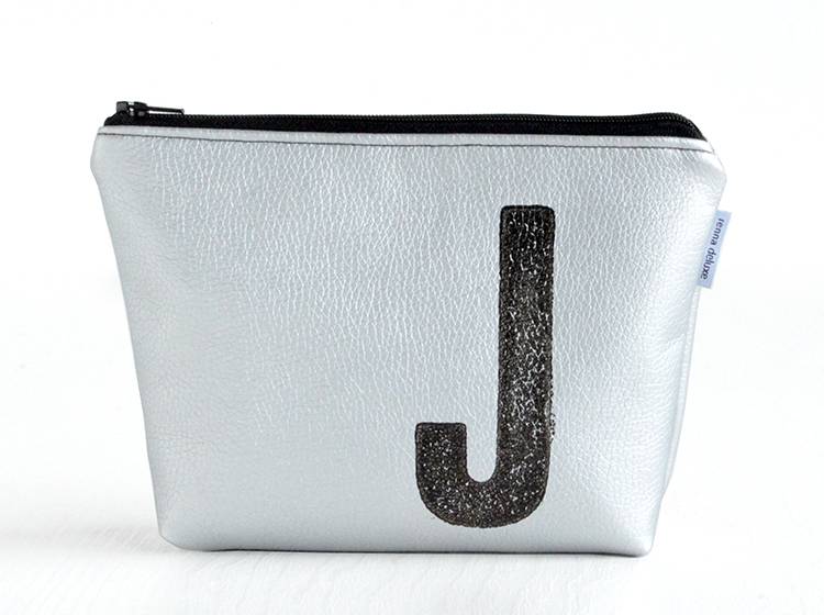 Renna Deluxe Kosmetiktasche Metallic SILBER mit Buchstabe Meist gekauft