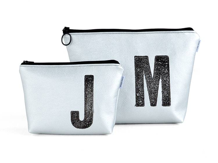 Renna Deluxe Kosmetiktasche Metallic SILBER mit Buchstabe Meist gekauft