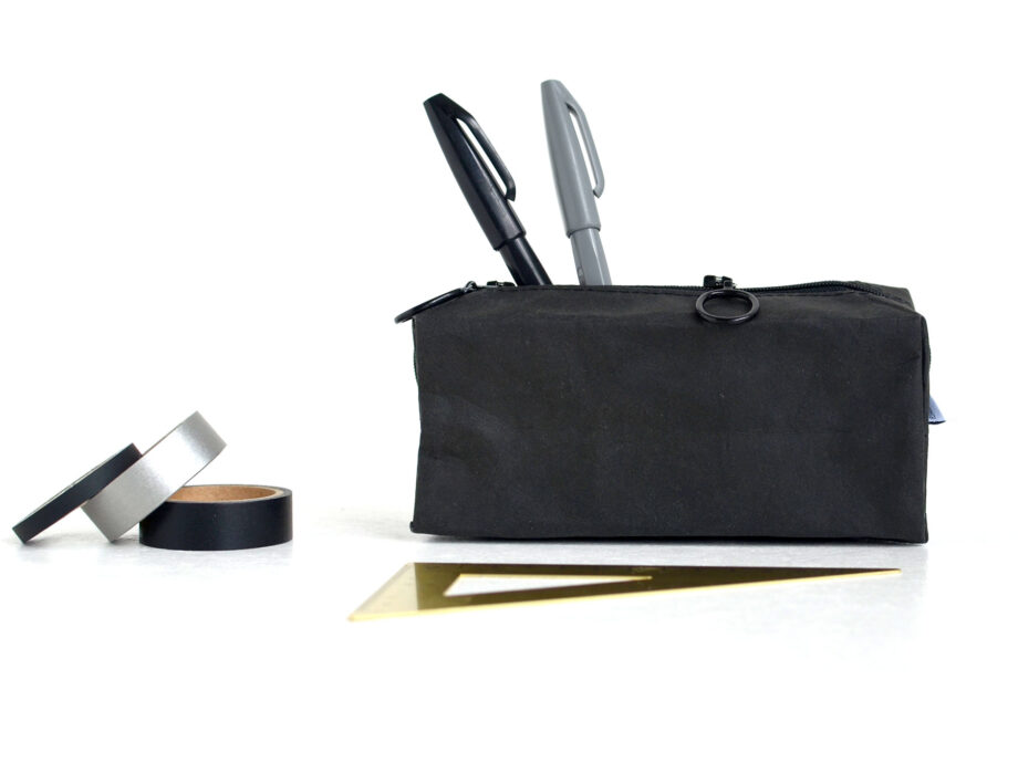 Renna Deluxe Federmäppchen mit Monogramm personalisiert in Schwarz Sonderangebote