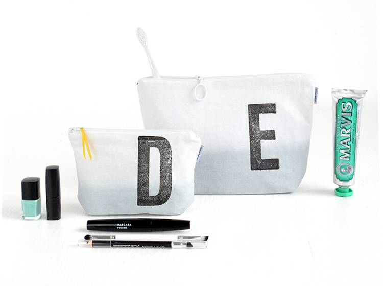 Renna Deluxe Kulturtasche GRAU mit Monogramm personalisiert Tägliche Deals
