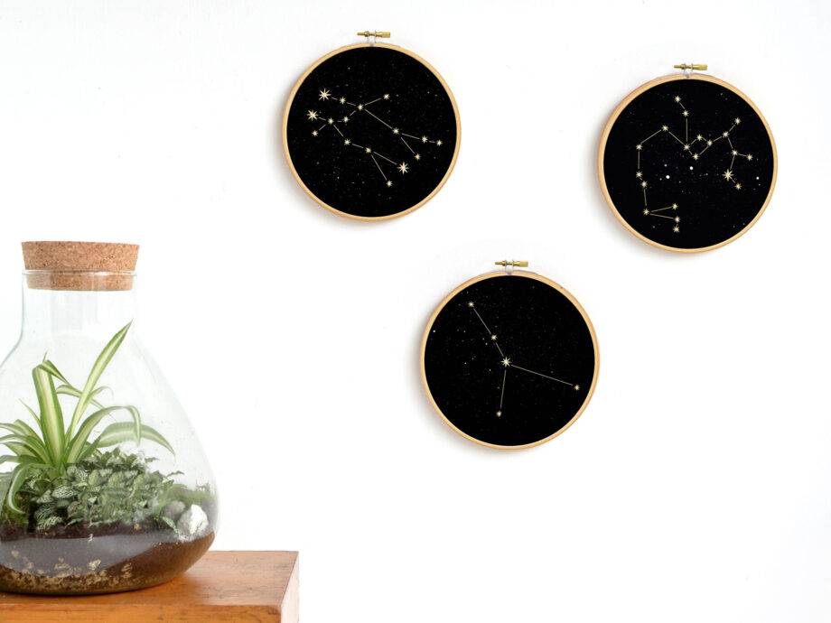 Renna Deluxe Widder Sternzeichen Bild im Stickrahmen 50% Rabatt mit kostenlosem Versand