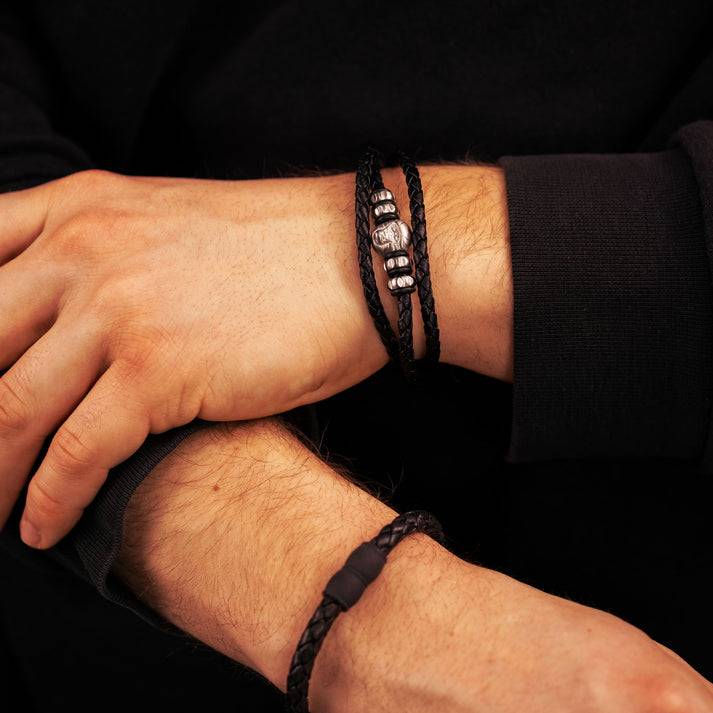 Save Brave Dreifach gewickeltes Lederarmband Titus mit schwarzem Gorillakopf Angebote