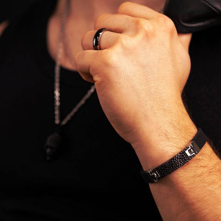 Save Brave Armband Havanna aus Kautschuk & schwarzem Edelstahl Kostenlose Rückgabe