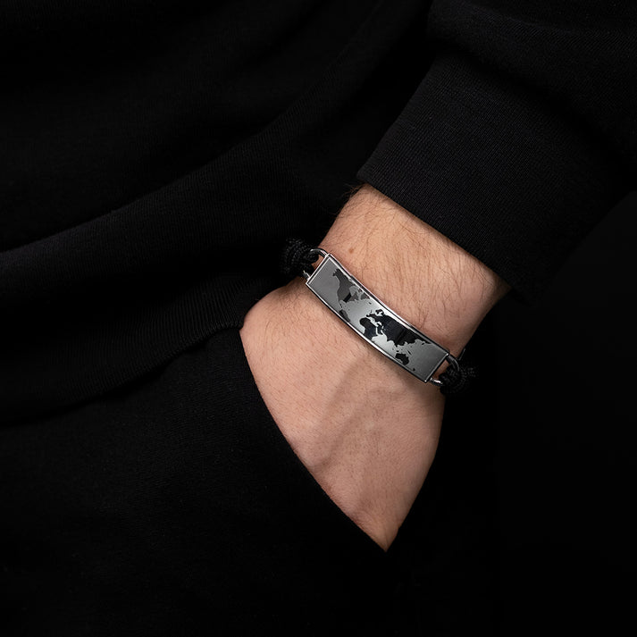 Save Brave Polyesterarmband Worldmap schwarz - Welt silber Kostenloser Versand international
