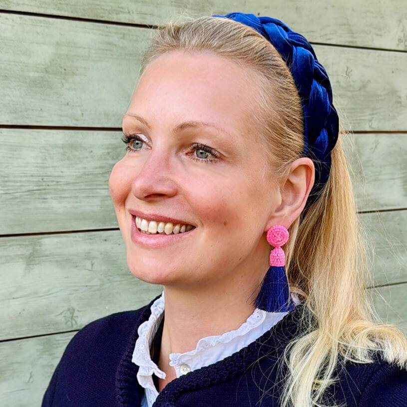 SchwesterSchwester Set aus rosa-dunkelblauen Perlen-Quastenohrringen und Samt-Haarreif in Dunkelblau Black Friday Preise