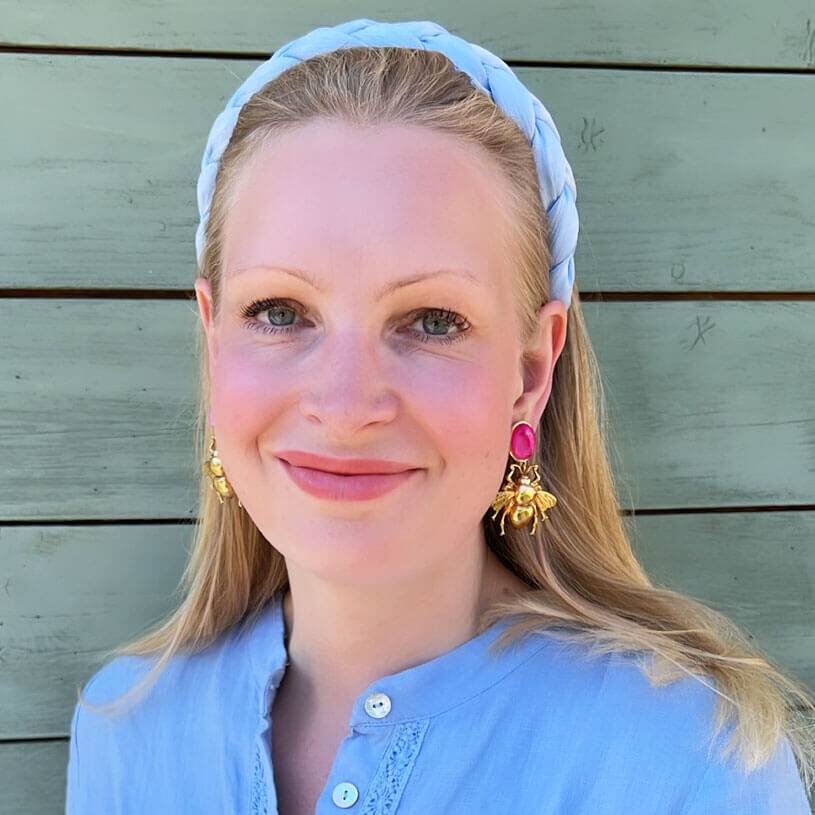 SchwesterSchwester Pinke Ohrstecker mit vergoldeter Hummel von AmuseToi Tägliche Deals